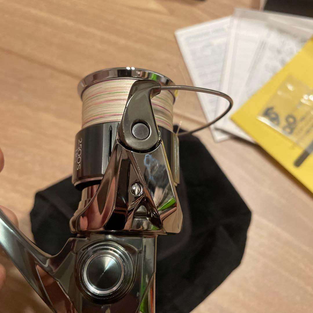 シマノ　22ステラ　c2500shg