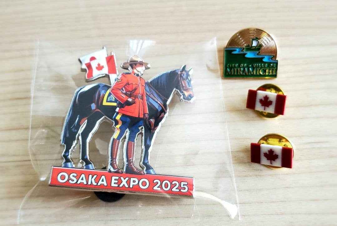大阪関西万博　カナダ館　ピンバッジ　セット