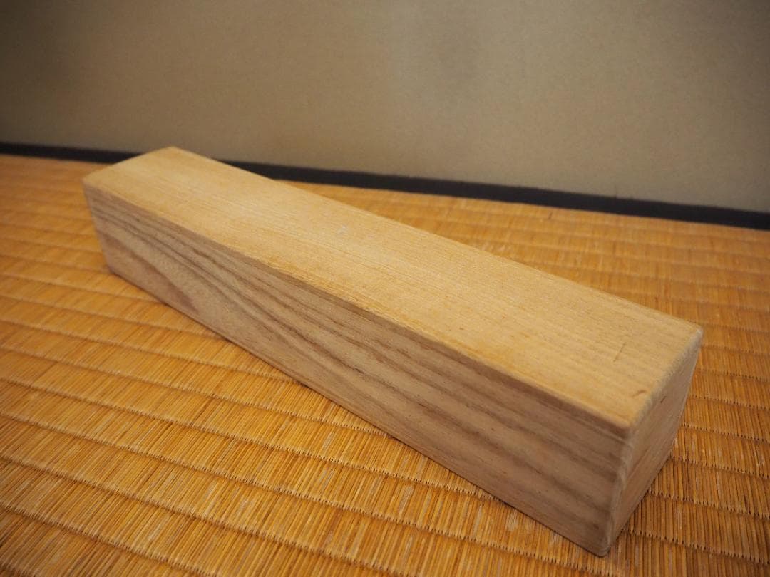 臨済宗大徳寺派興臨院大橋香林自筆一行『彩鳳舞丹霄』掛軸（共箱）