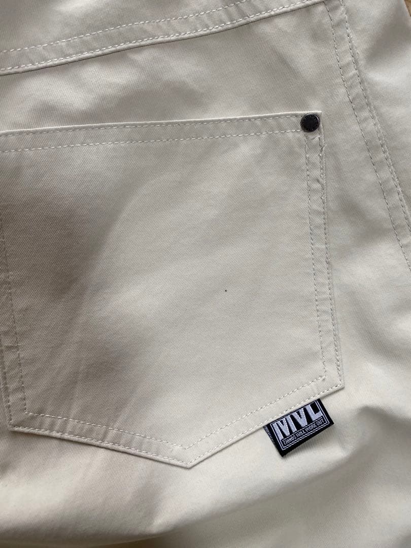 スノーボード　ウェア　パンツ　ベージュ　オフホワイト　新作　最安値‼️ 韓国