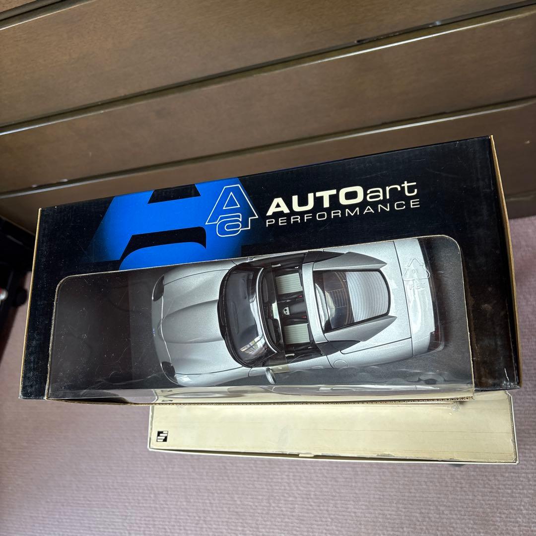 キャラウェイ C12 オートアート 1/18 ミニカー　未使用