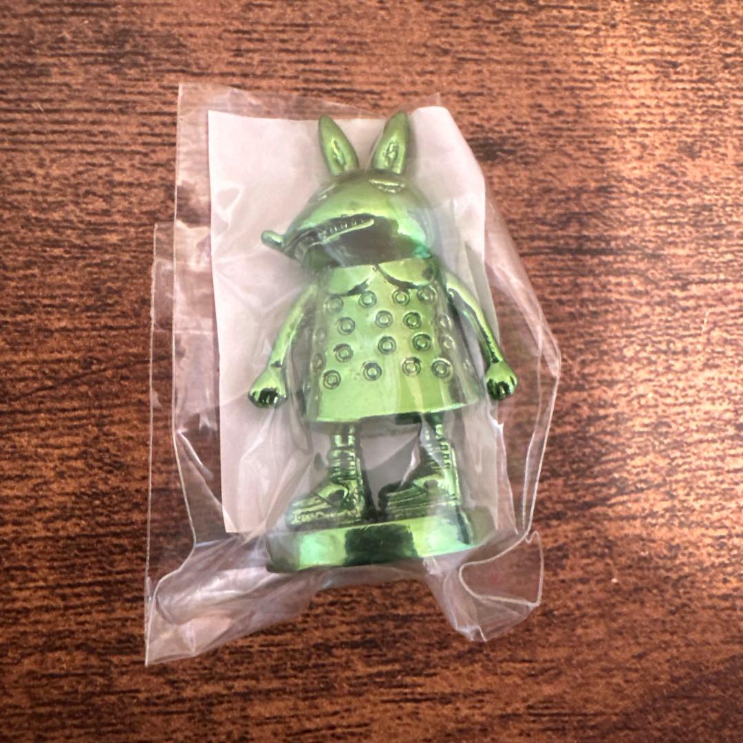 米津玄師 メタルフィギュア ウサギ 緑 TOUR FOGBOUND ガチャ ②