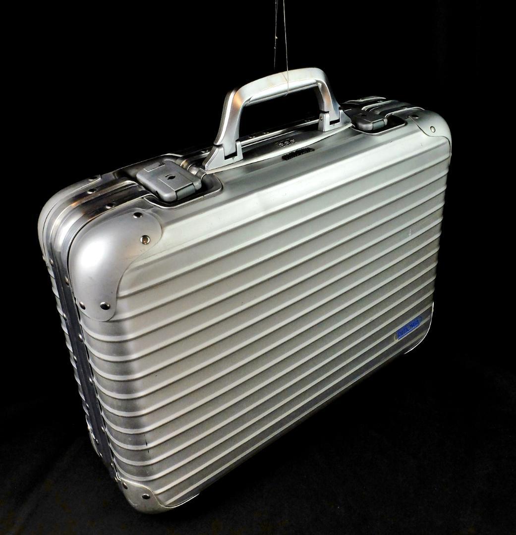 リモワ 旧盤『トパーズ』ボーディングケース （23L）青ロゴ