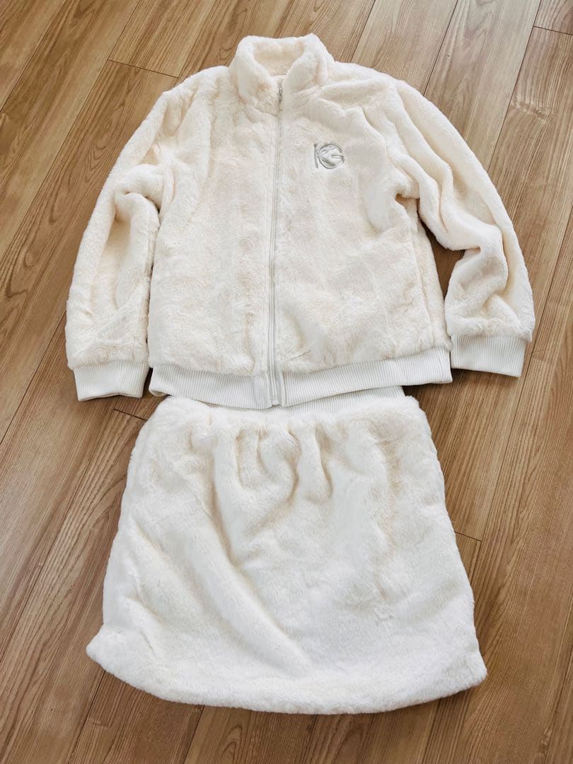 Kiss on the green ファージャケット＆スカートセット Mサイズ