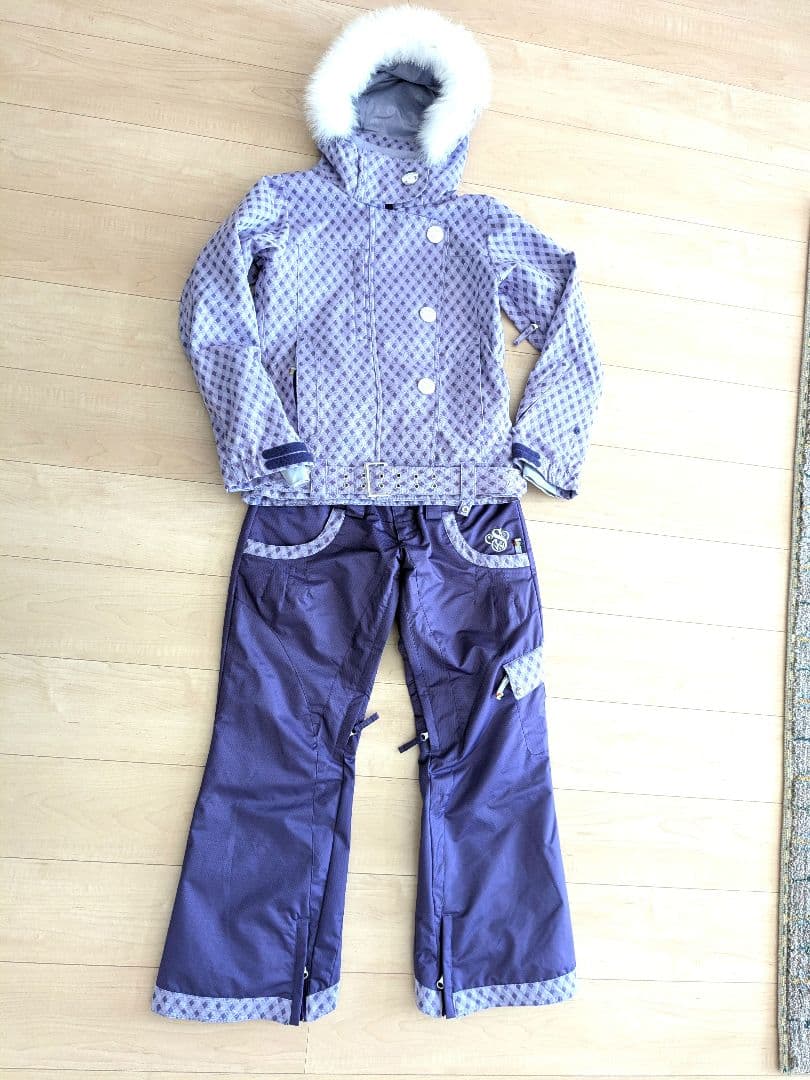 SWIVEL / 7号　とても可愛いです　上下セットでお譲りします