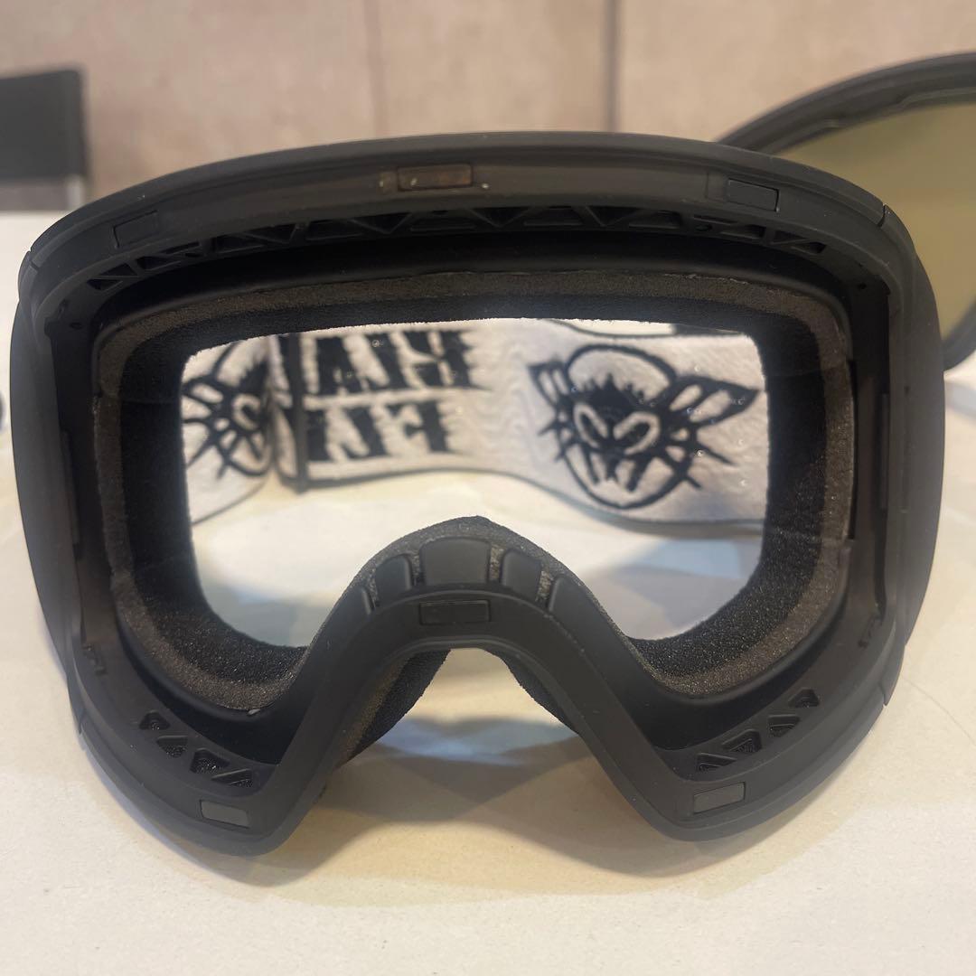 BLACKFLYS スノーゴーグル mirrorライトスモーク　マグネット式