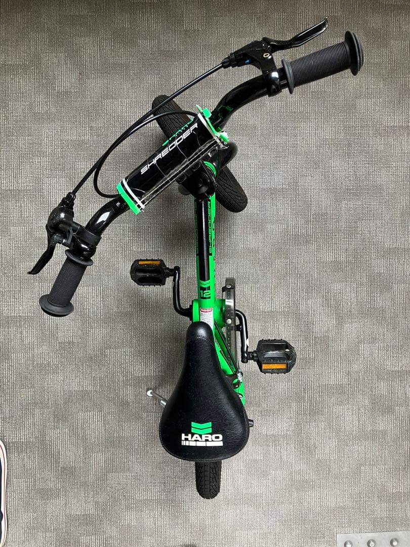 【12インチBMX】HAROBIKES SHREDDER キッズ自転車スタンド付