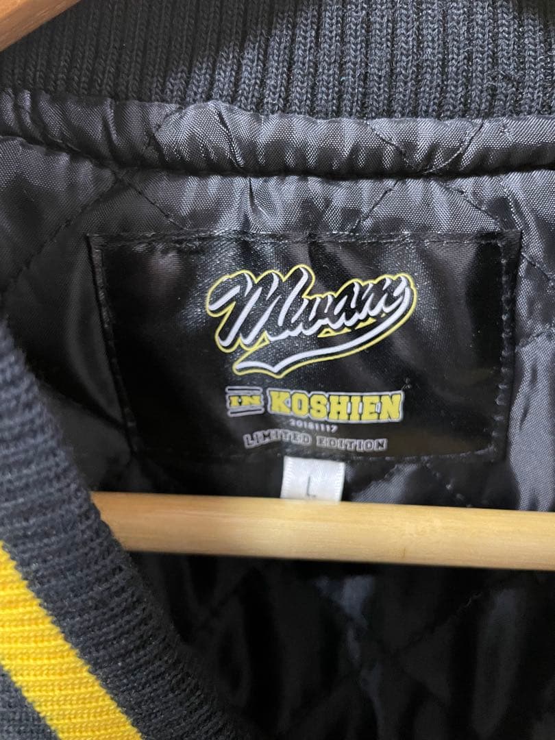 MAN WITH A MISSION スタジャン　Ｌ