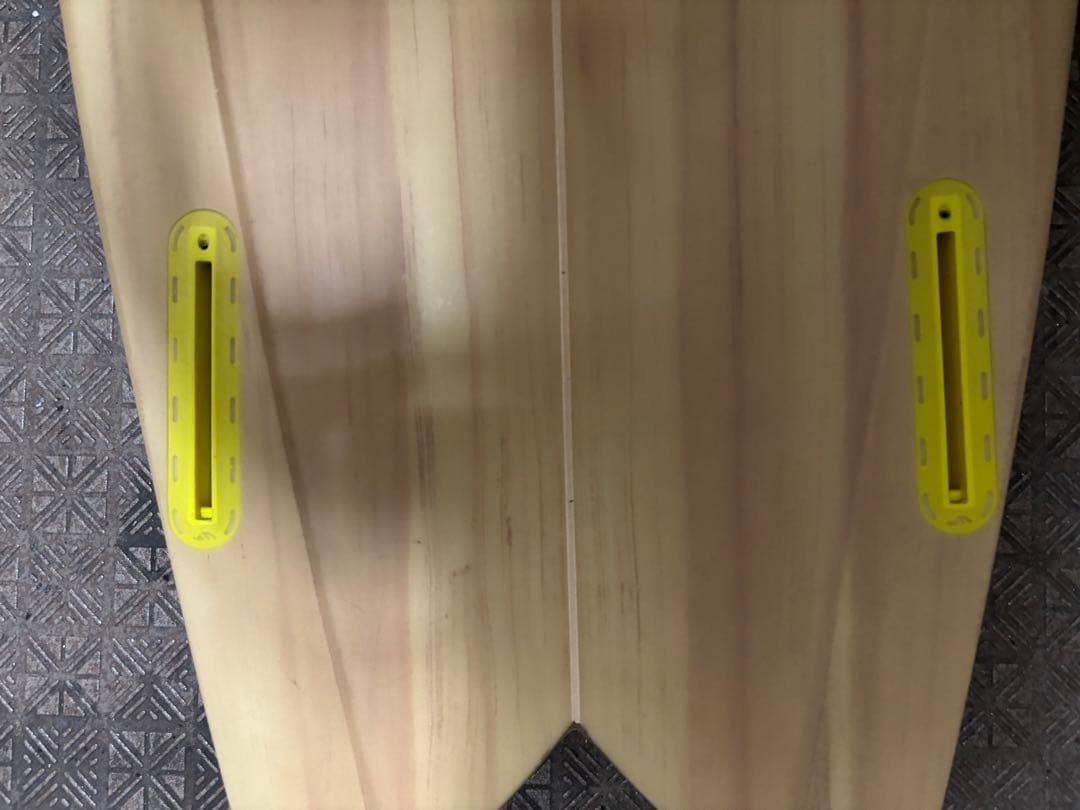 cheery サーフボード　Liv