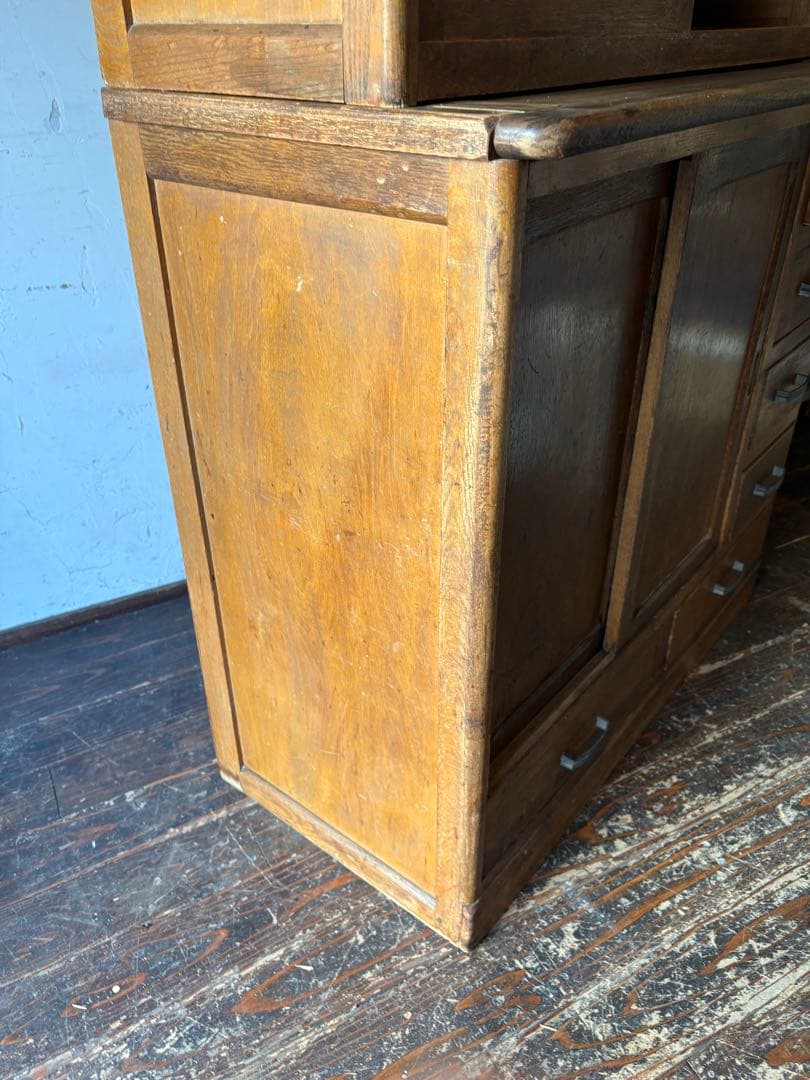 ダイヤガラス 作業台付き　レトロ 木製 キャビネット 水屋 食器棚 アンティーク