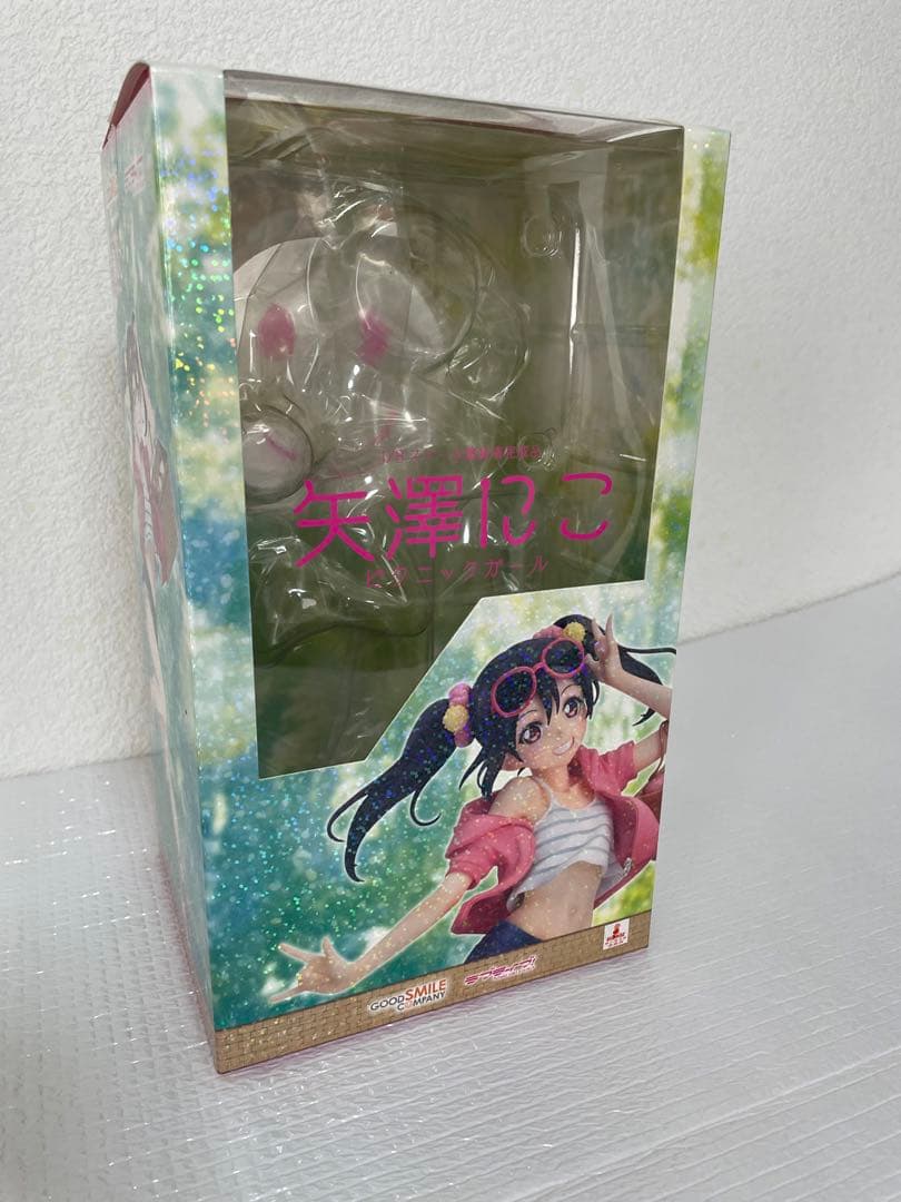 矢澤にこ　ピクニックガール　フィギュア