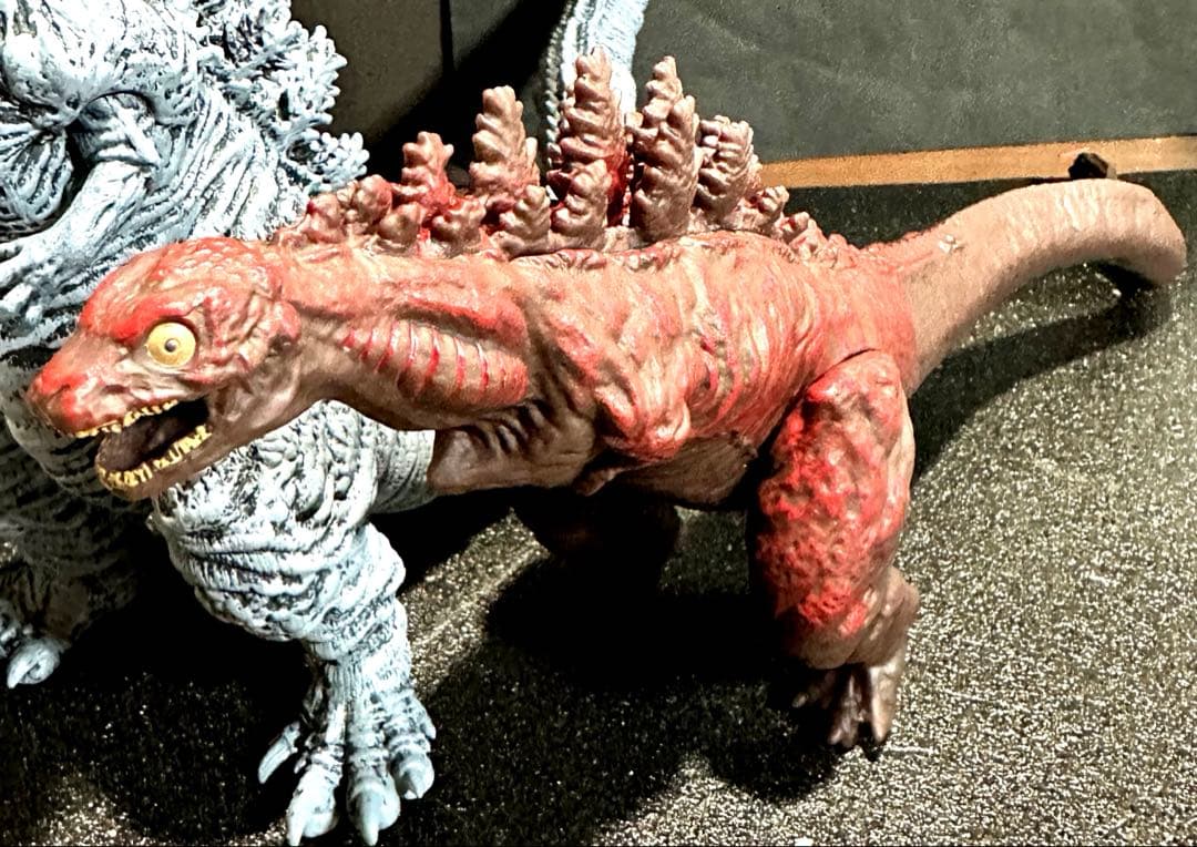 ムービーモンスター シンゴジラ形態変化重塗装3体セット、カード付き