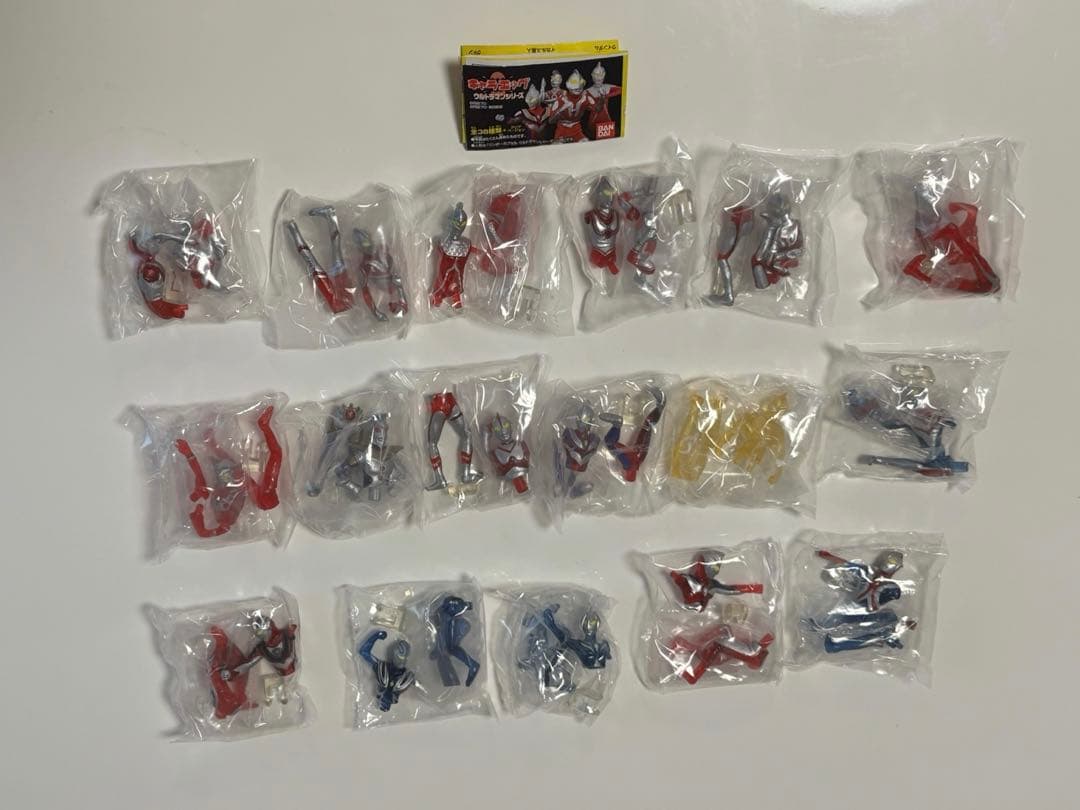 キャラエッグ　　ウルトラマンシリーズ　フルコンプリート　未開封品