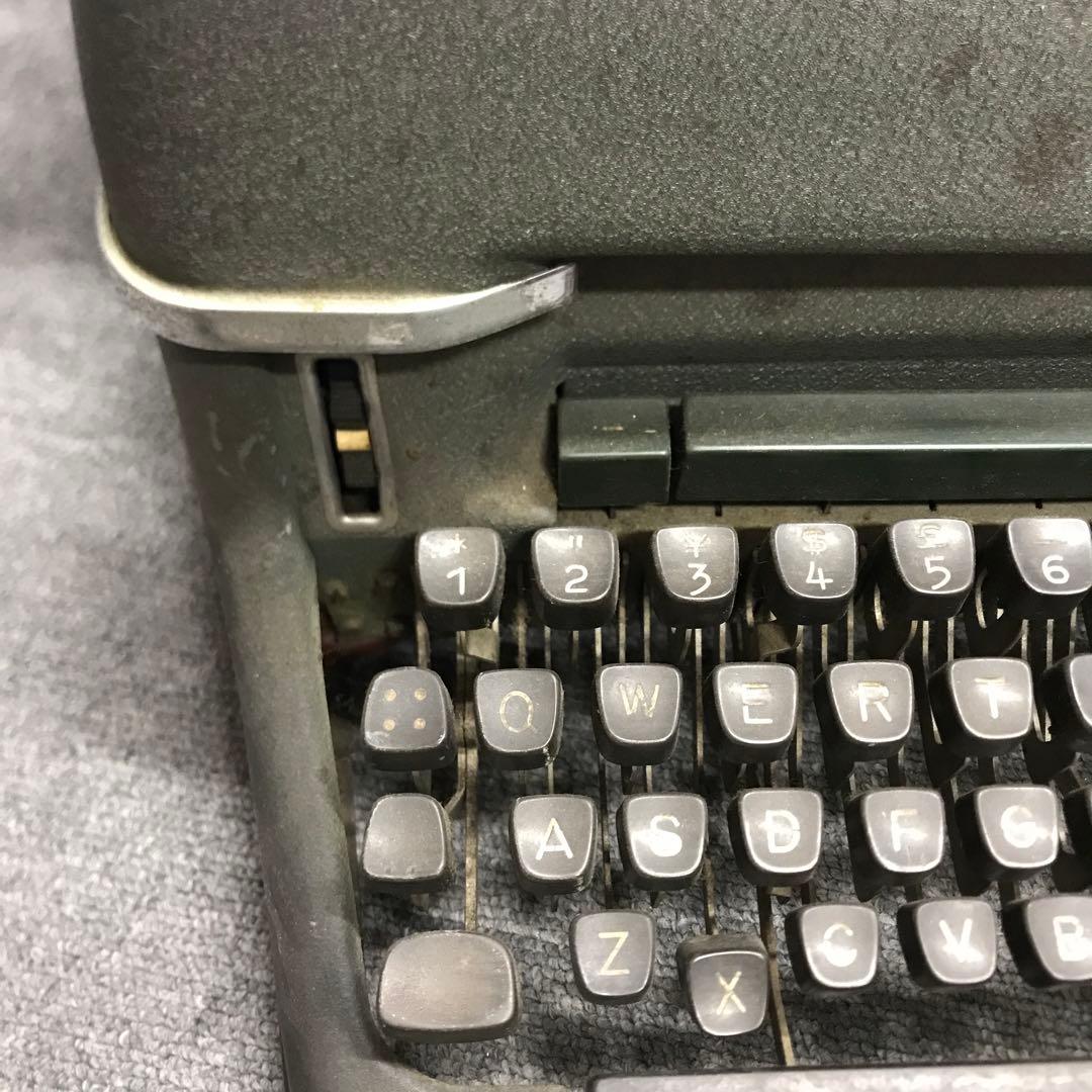 Olympia タイプライター 黒　ヴィンテージ1960年代