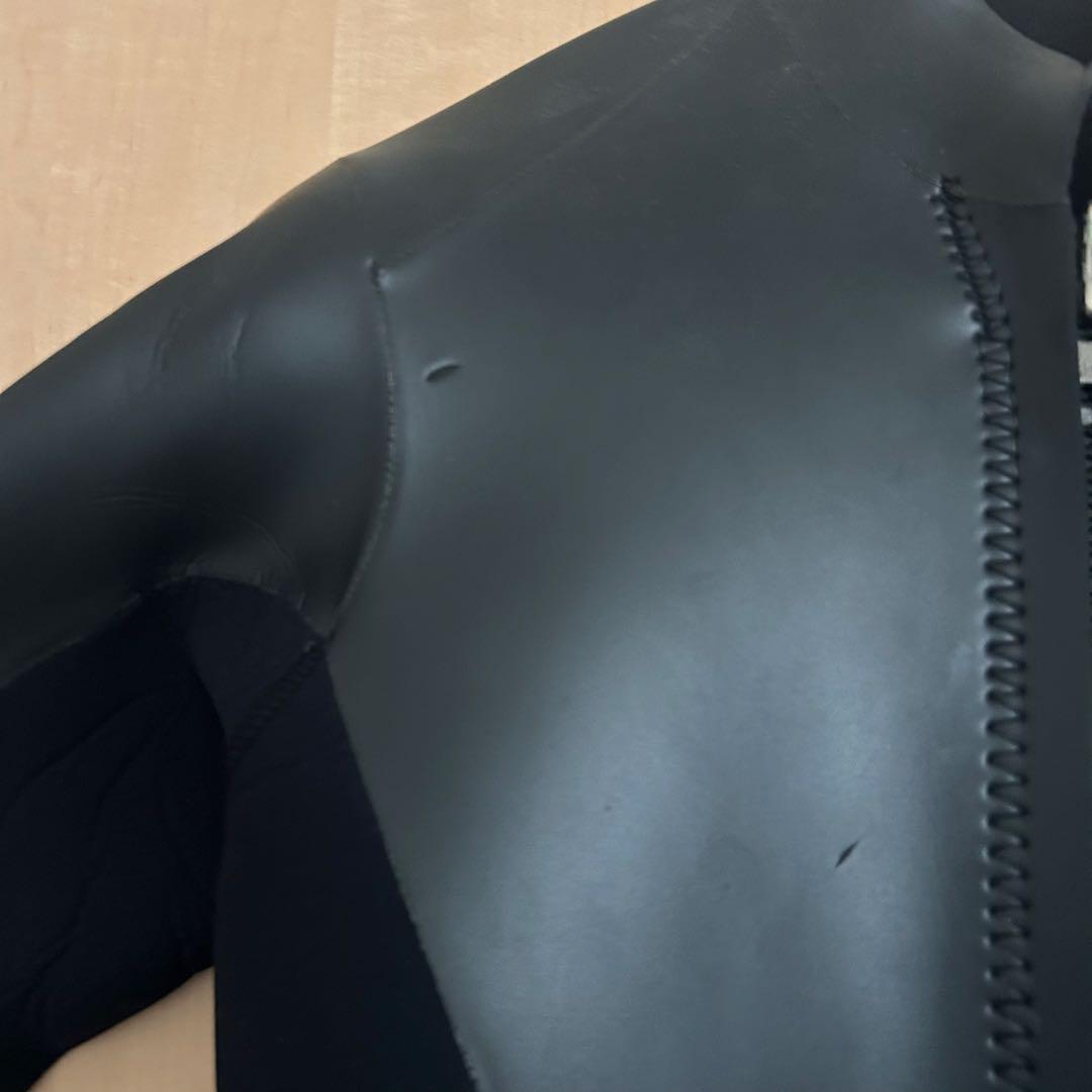 BILLABONG Mサイズ フロントジッパー タッパー