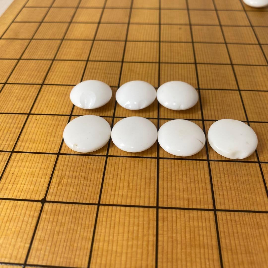囲碁盤　碁石セット　5.7寸　厚さ17.5㎝　脚付
