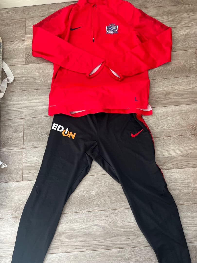 非売品 サンフレッチェ広島 支給品 ハーフジップピステ L ＆ジャージパンツXL