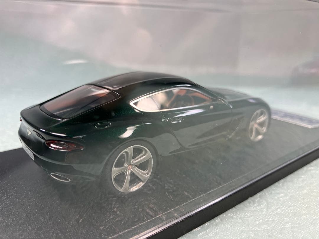 Look Smart ベントレー EXP10 スピード６コンセプト2015年