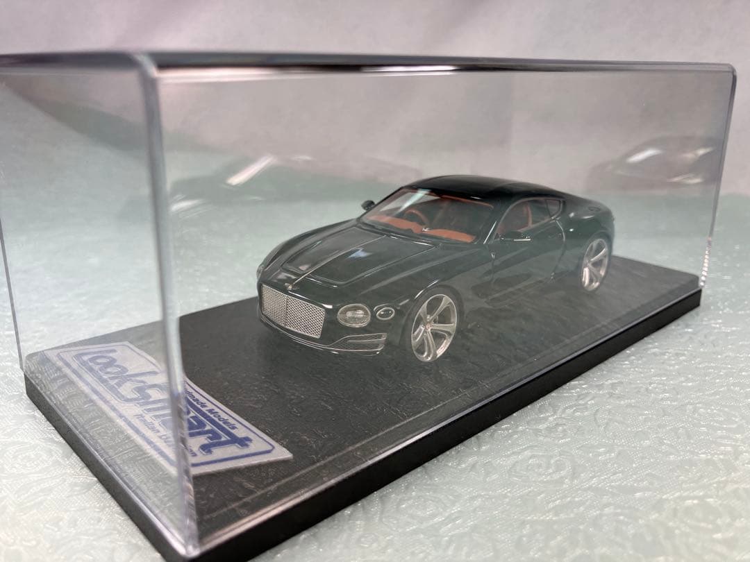 Look Smart ベントレー EXP10 スピード６コンセプト2015年