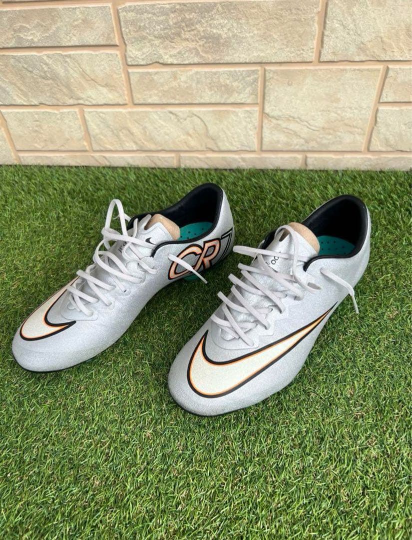 廃盤モデル激レア　ナイキ　マーキュリーアルヴェイパーCR7