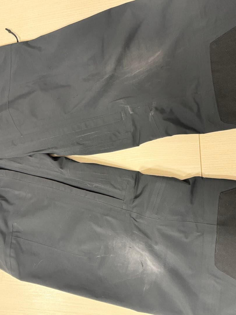 ARMADA ブラック スキーウェア ビブ　Sサイズ ウィメンズ