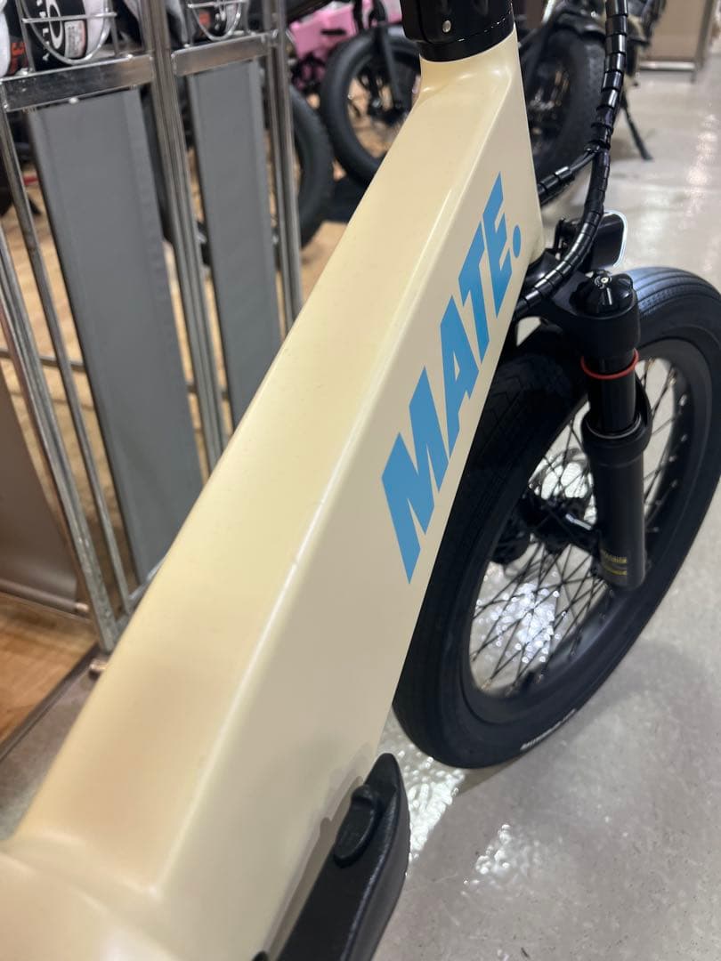 売り切り特別価格‼️ MATE fusinn2.0 美車　フロントライト付き