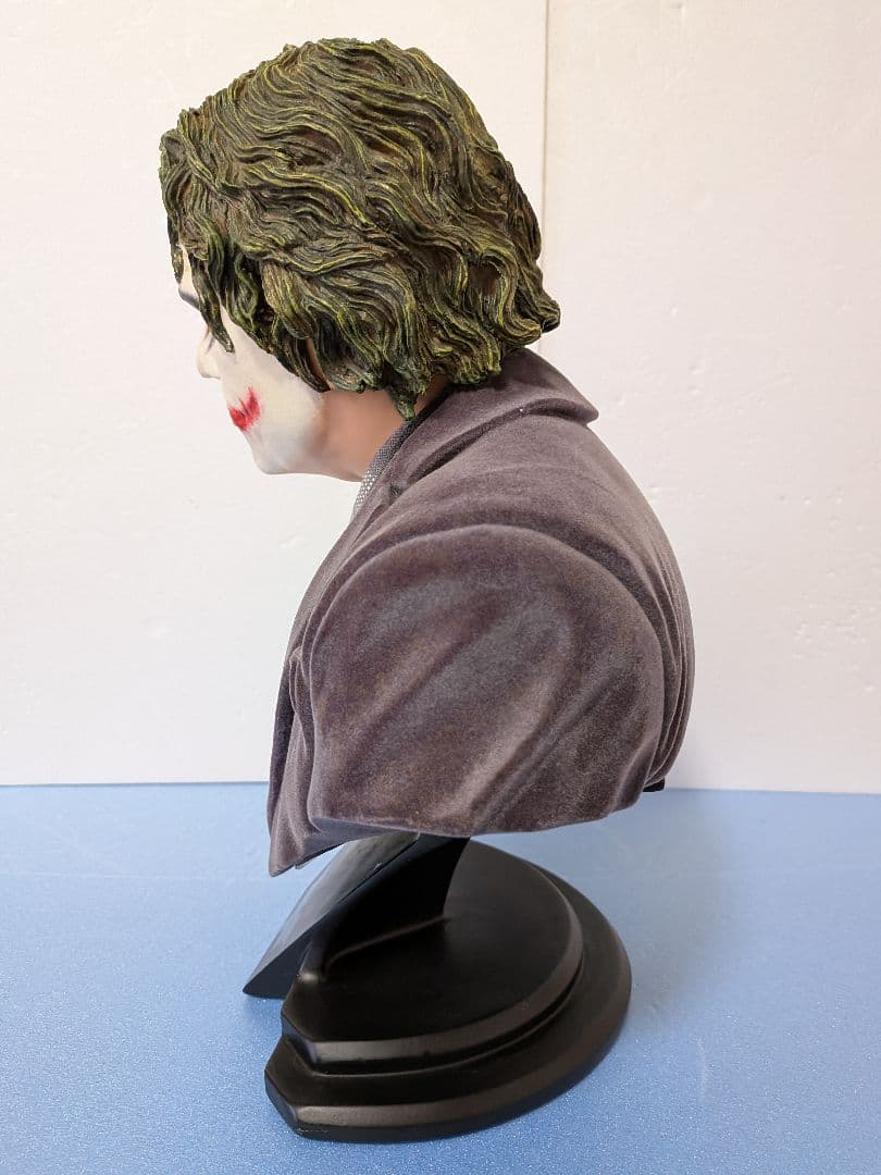 ジョーカー バストスタチュー 約30cm
