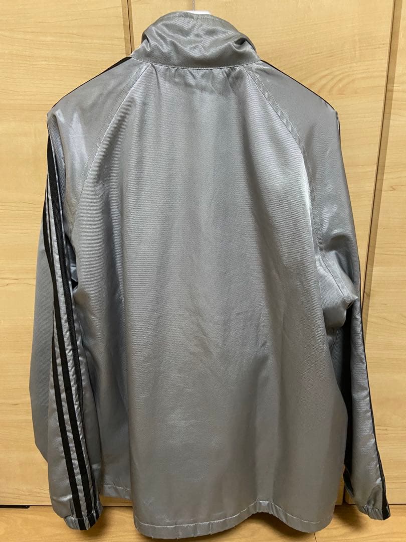 アディダス(adidas)/ウィンドブレーカー/上下セット/シルバー×黒ライン