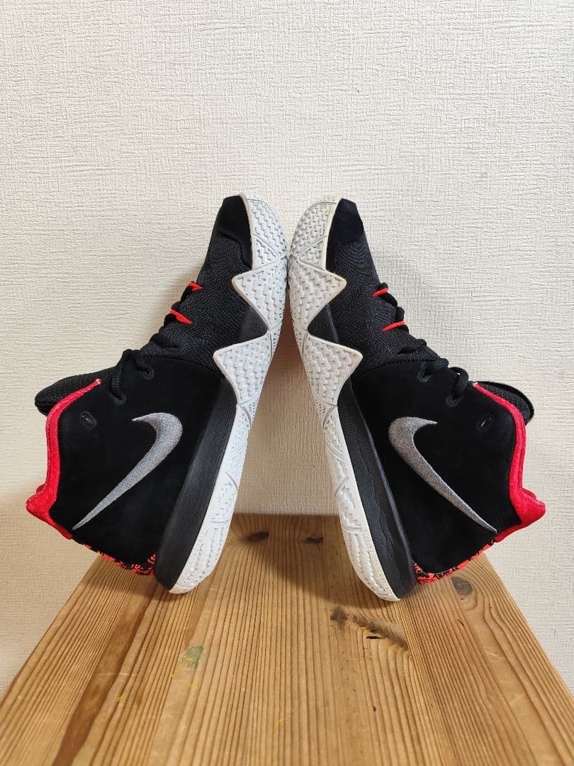 Nike Kyrie4 ナイキ カイリー4　27.5cm　カイリー・アービング