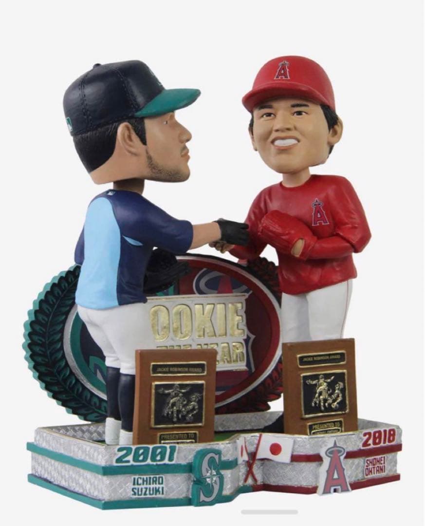 激レア世界223個限定！大谷翔平×イチロー ダブル バブルヘッド 首振り人形