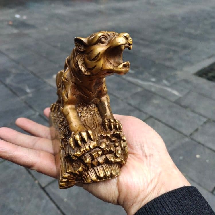 銅制 干支虎 虎嘯生財 家庭 事務室 机面 置物 装飾品 現代工芸品