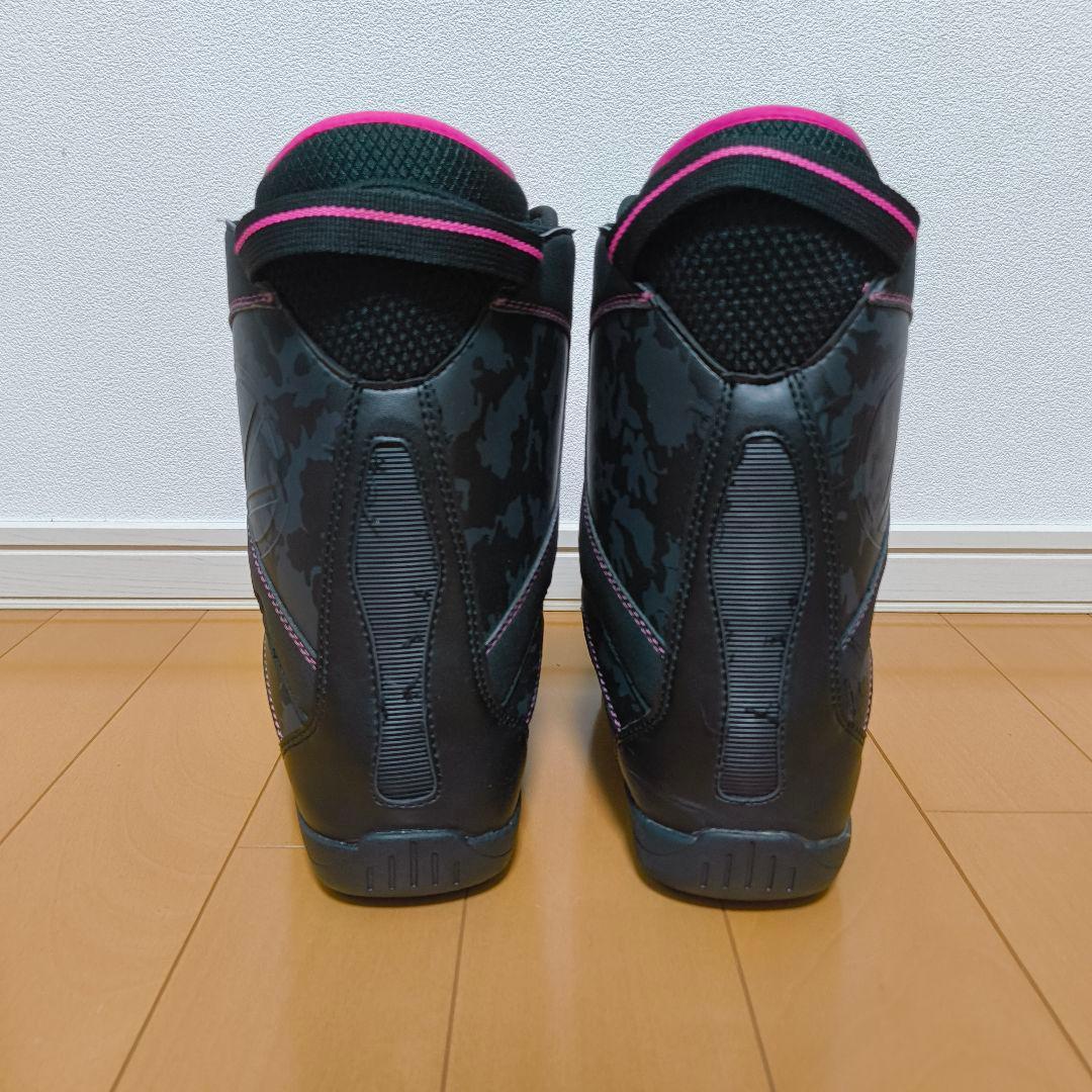 美品 LASTARTS スノーボードブーツ ボア 24.5