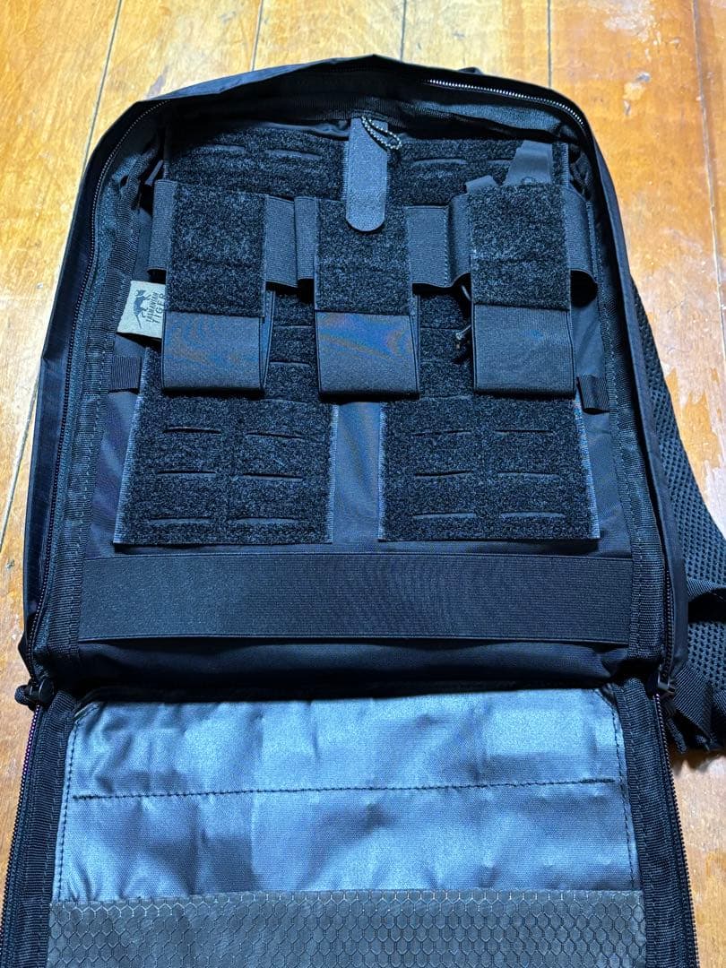 タスマニアンタイガー MODULAR GUNNERS PACK 14L