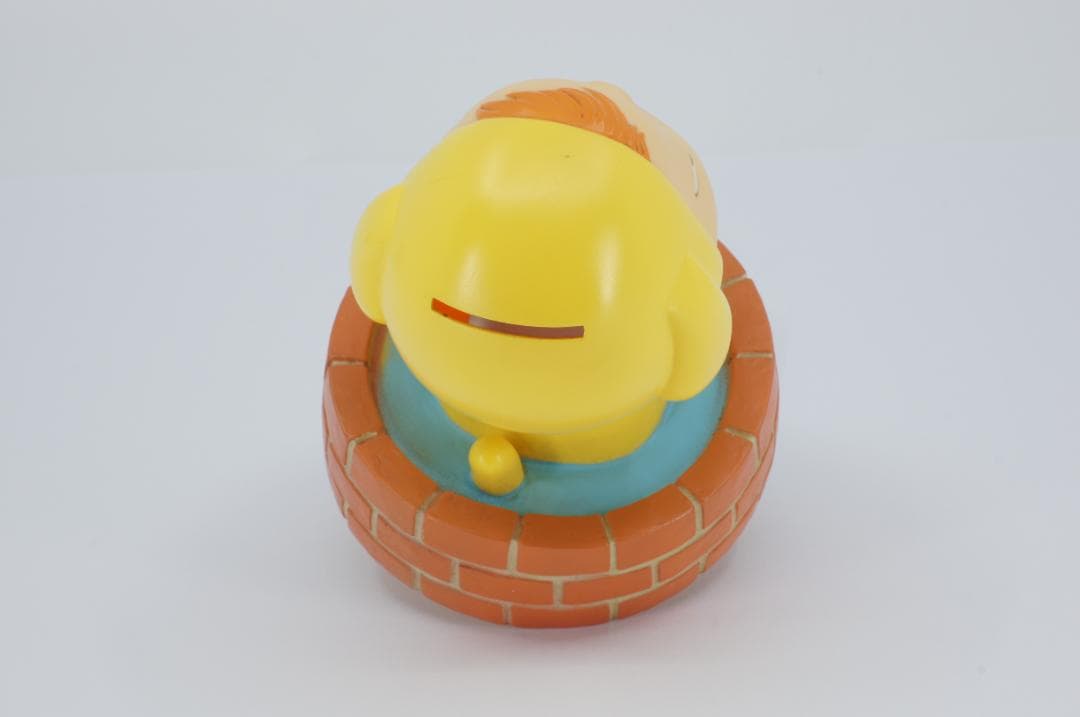 奈良美智 貯金箱「噴水の中の捨て犬」ソフビフィギュア