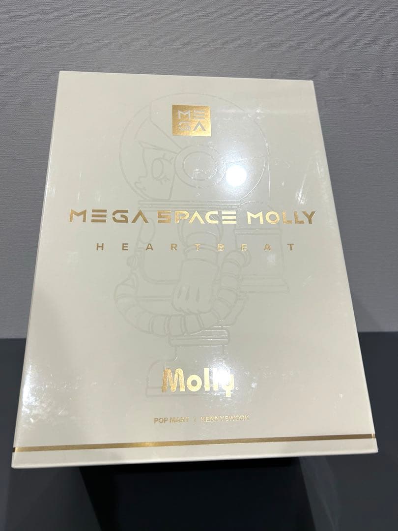 本日追加セール　MEGA 400％ SPACE MOLLY HEARTBEAT