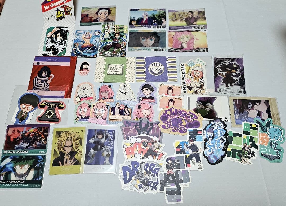 アニメグッズ大量セット 550点以上 100サイズ