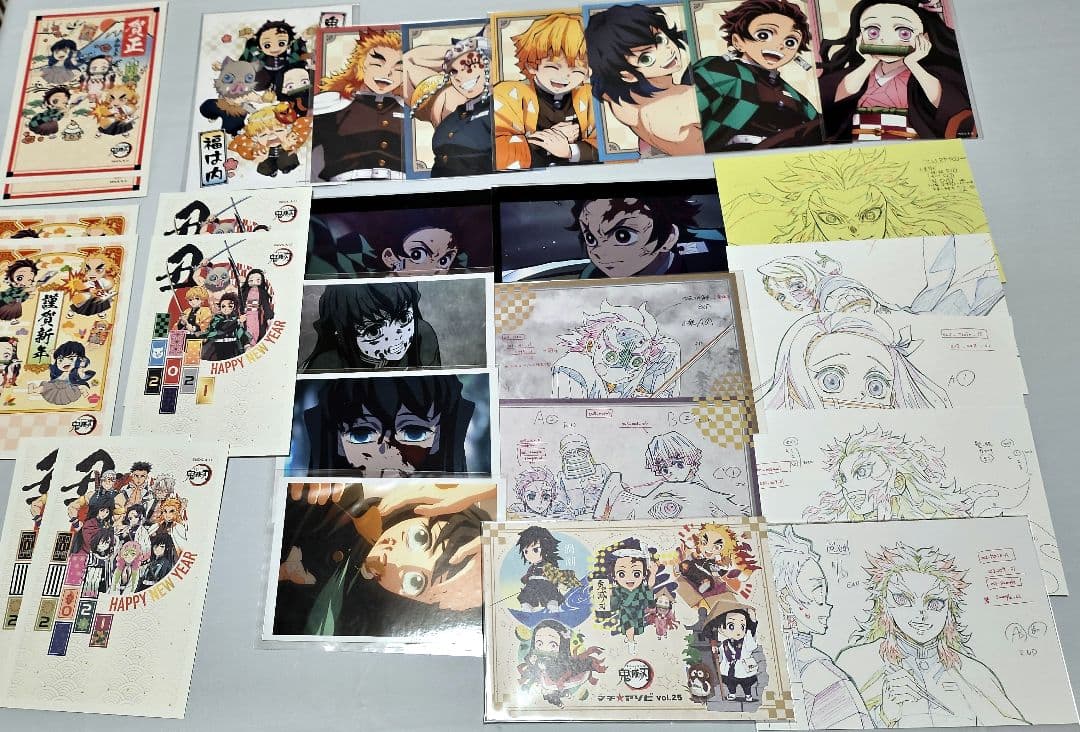 アニメグッズ大量セット 550点以上 100サイズ