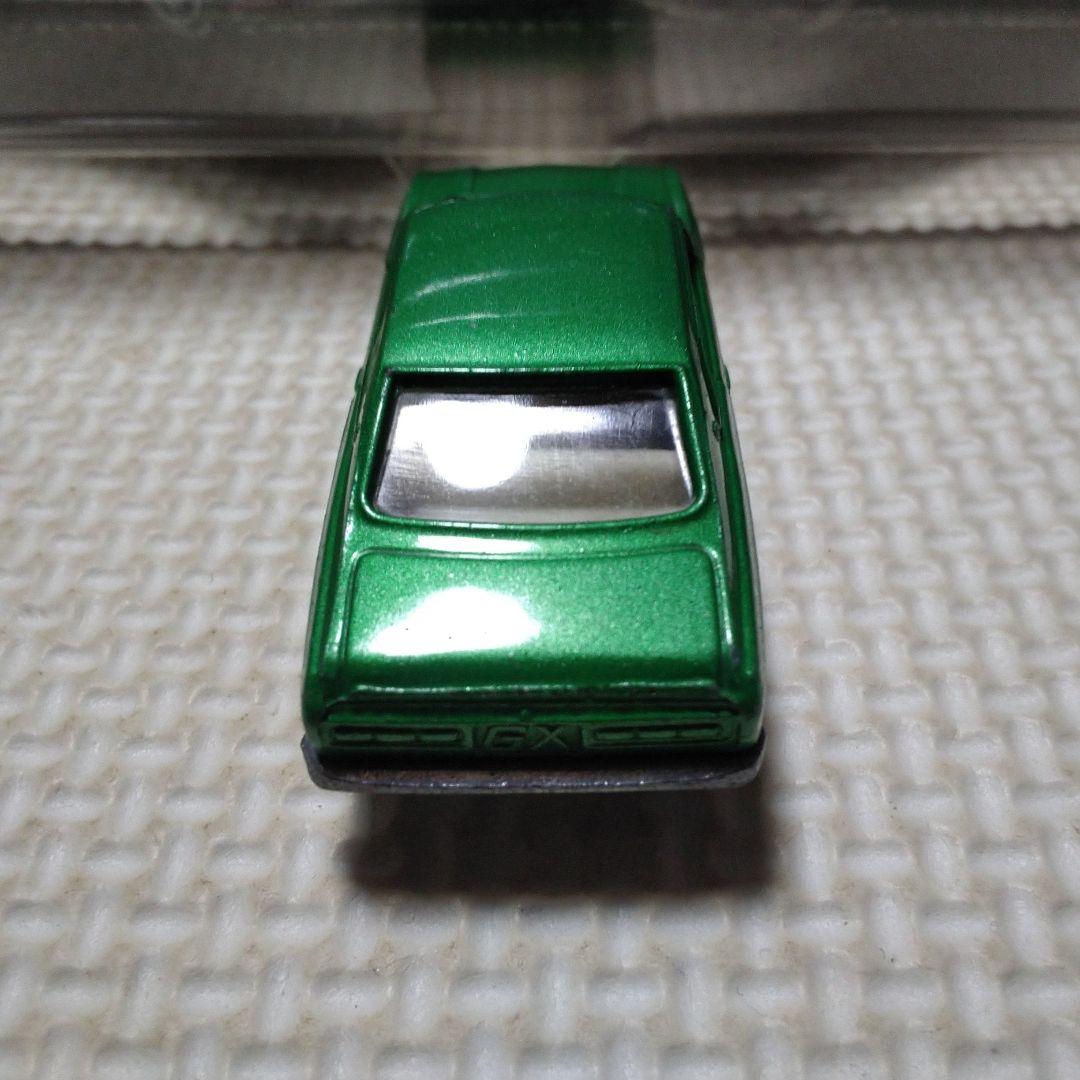 トミカ ローレル