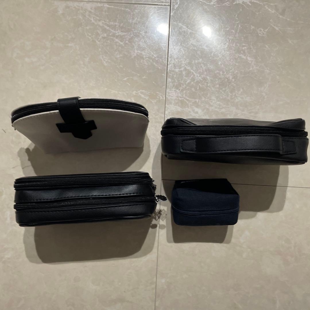 カタール航空ビジネスクラスDIPTYQUBトラベルポーチセット