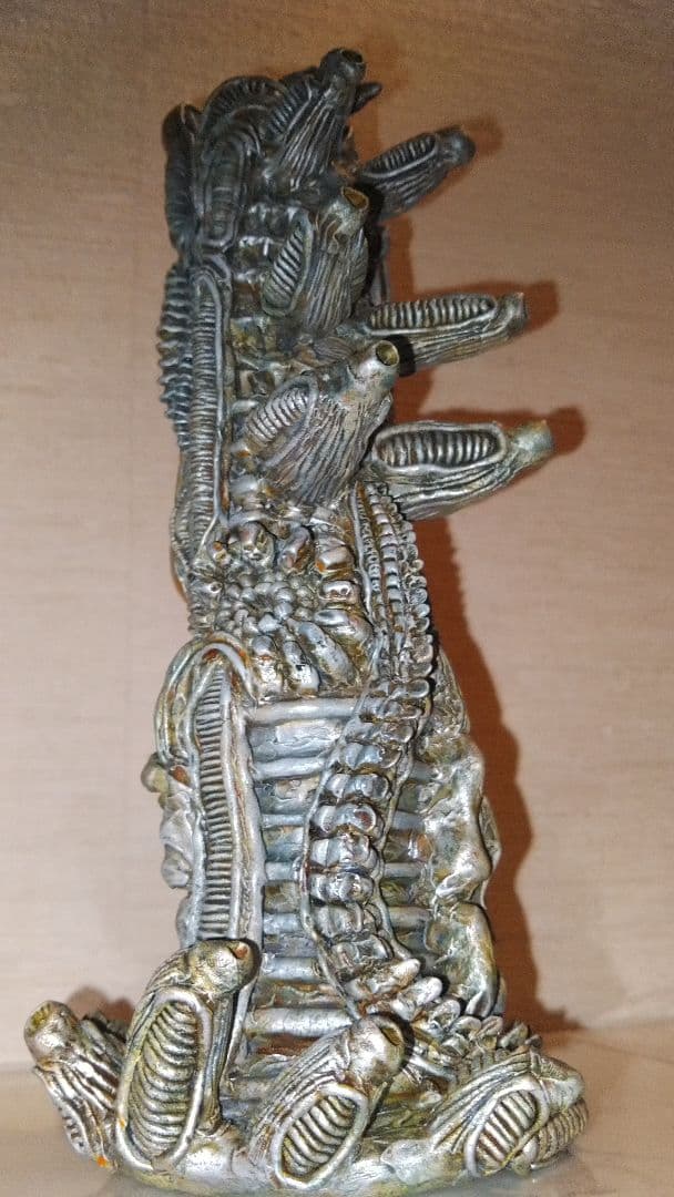 石粉粘土で作った有機的彫刻 オブジェ