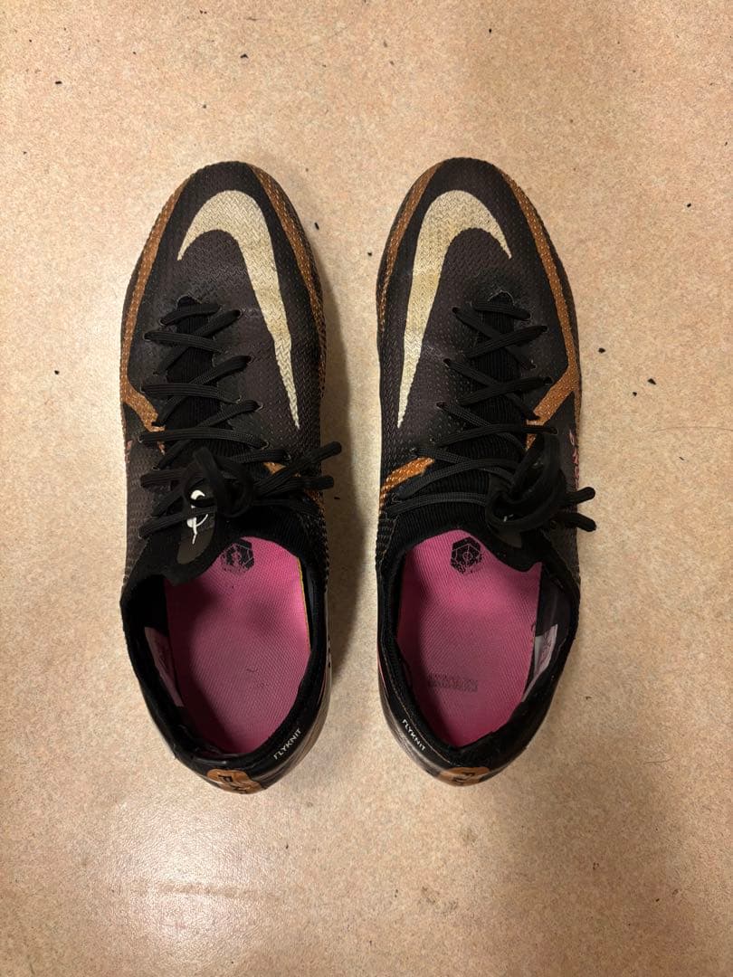 2022カタールワールドカップNike Phantom GT2