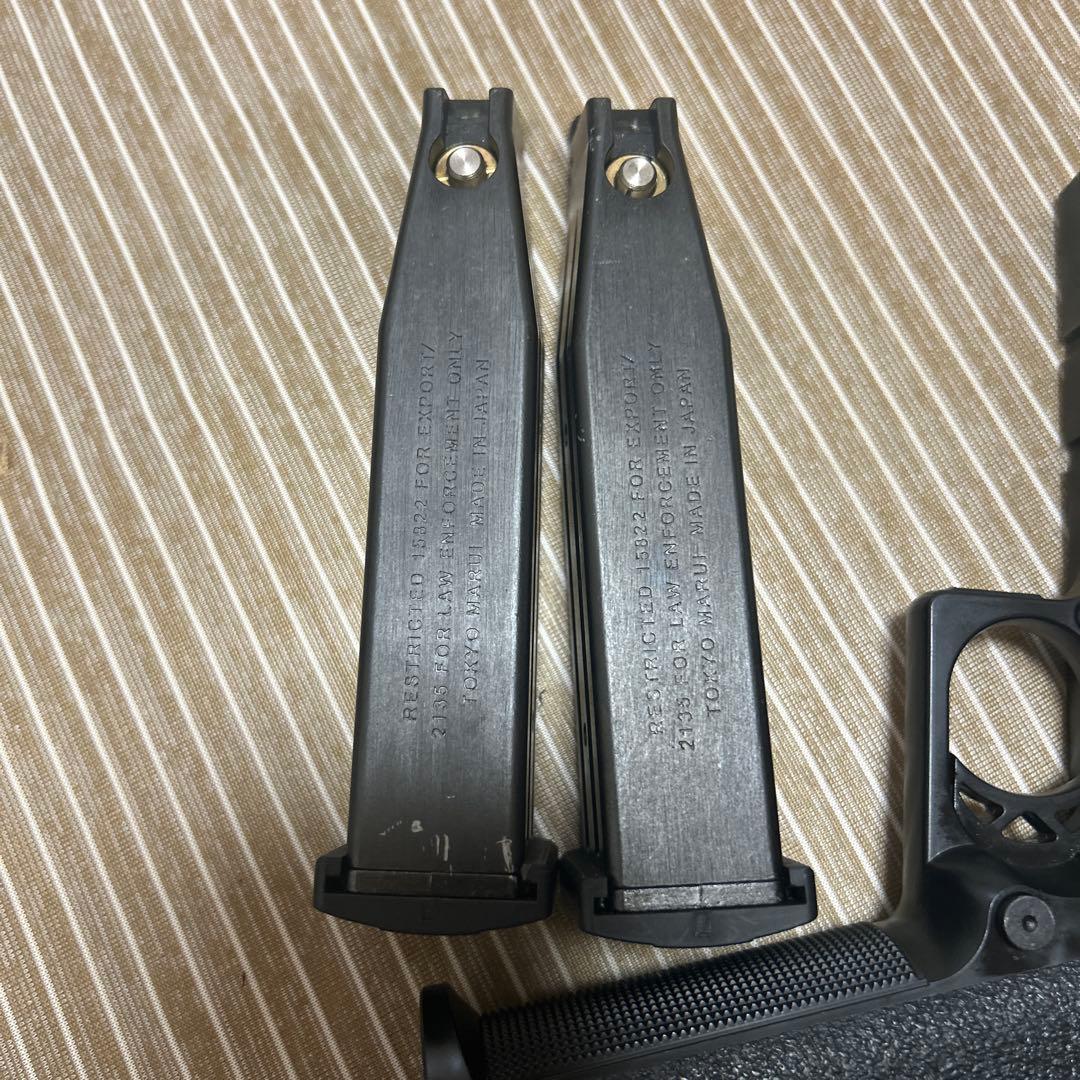 ハイキャパ4.3 予備マグ付き　専用ホルスター付き