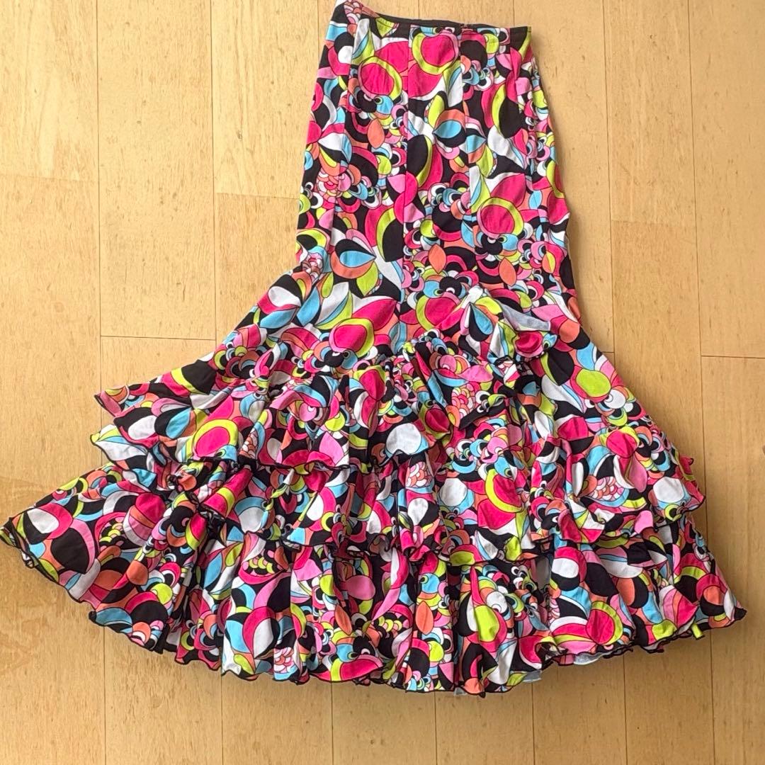 SONIA JOHNES フラメンコファルダ