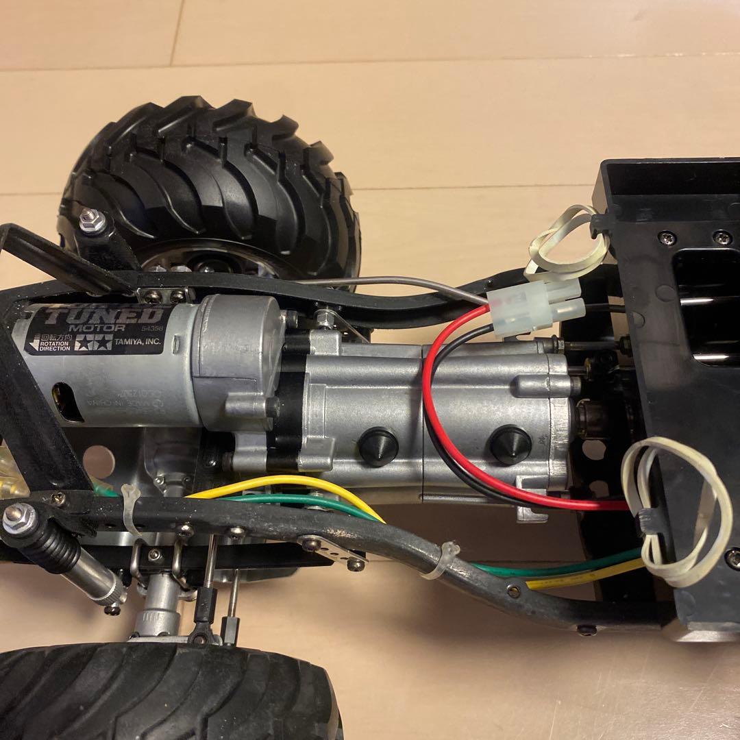 【中古】【美品】タミヤ 1/10 電動RCトヨタハイラックス 4WD ハイリフト