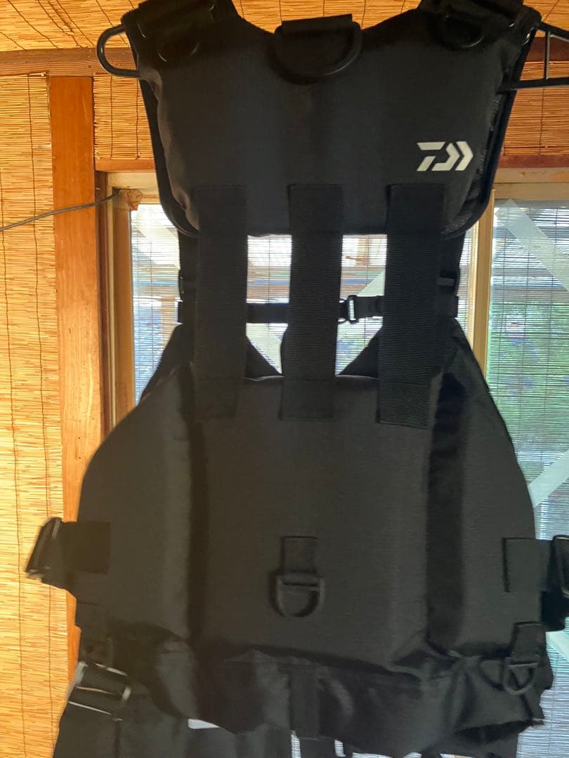 ダイワ ロックショアベスト