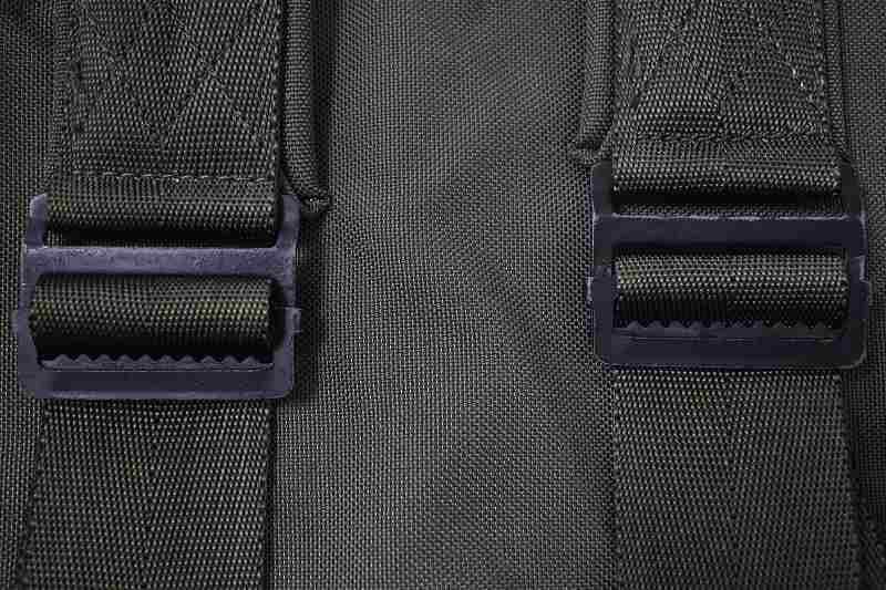 ＠美品 米軍実物 ナイロン素材 ダッフルバッグ ① 円高 ARMY