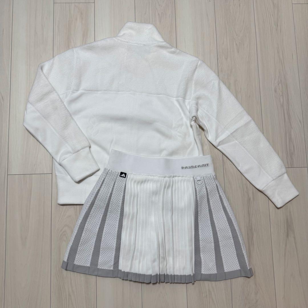 新品 アディダス セットアップ プリーツスカート フリースジャケット もこもこ
