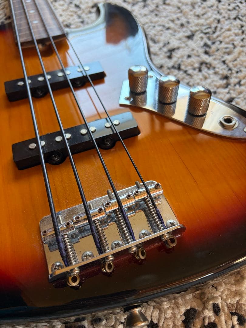 Compact Bass CJB-60s/FL ミニフレットレスジャズベース