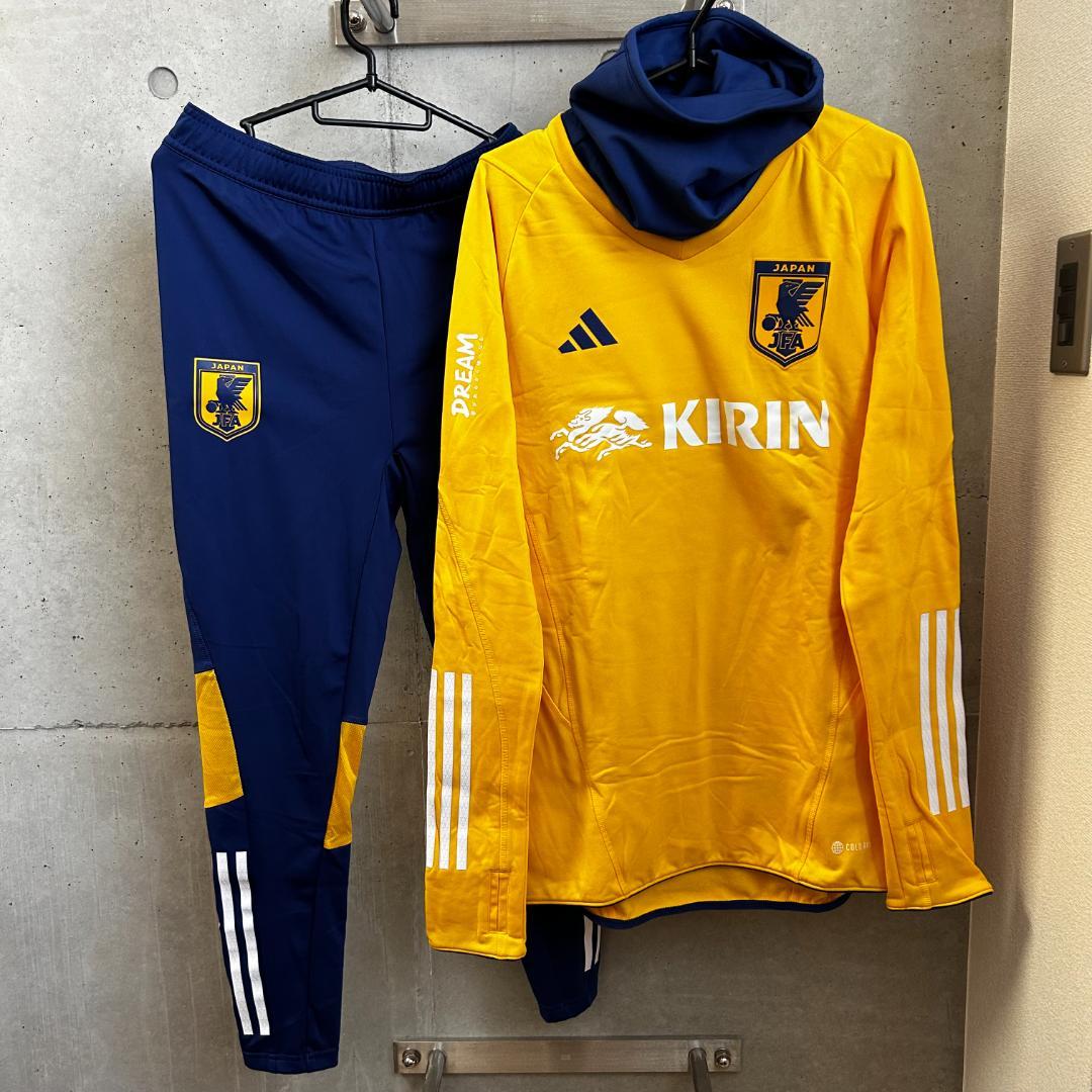 adidas 日本代表 TIRO23 PRO ウォームトップ 上下セット