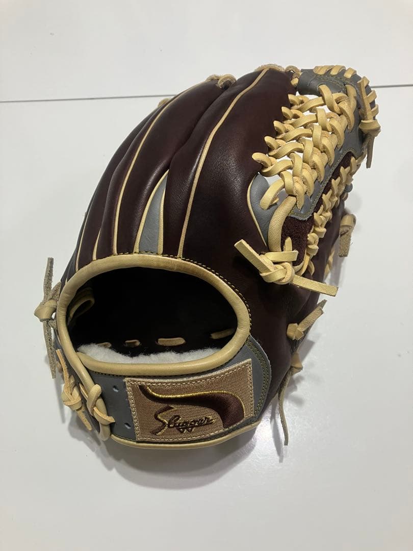 久保田スラッガー、オーダー軟式内野用グラブ